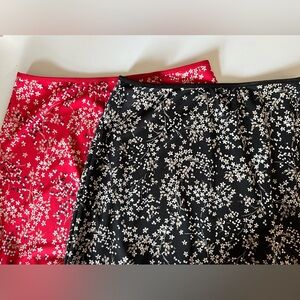 2 vintage Y2K Floral pull on elastic waist midi skirts by Wrapper M red & black
